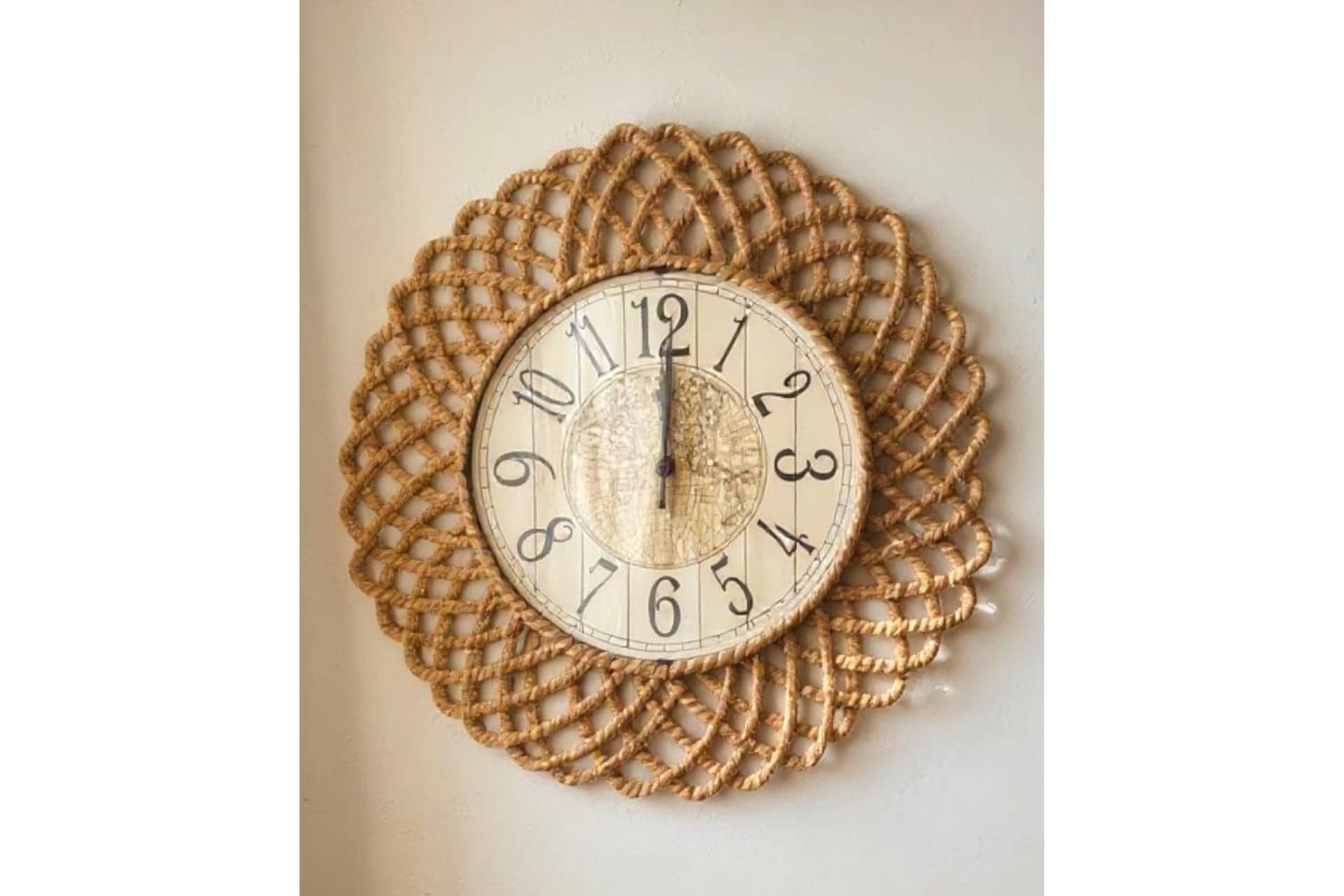 BOHEM HASIR ÇERÇEVELİ DUVAR SAATİ, 43 CM, HOM-1322