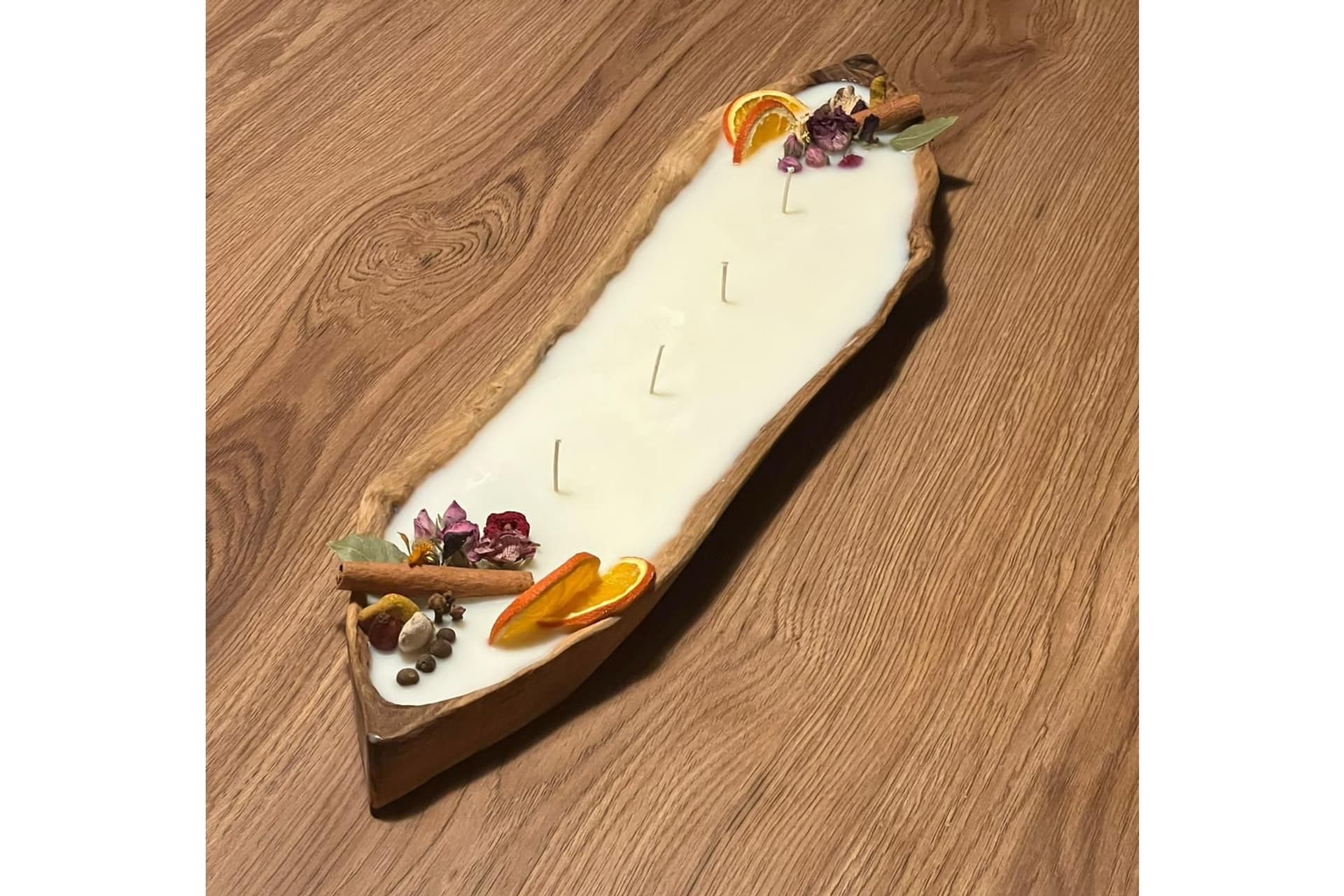 AHŞAP MUM